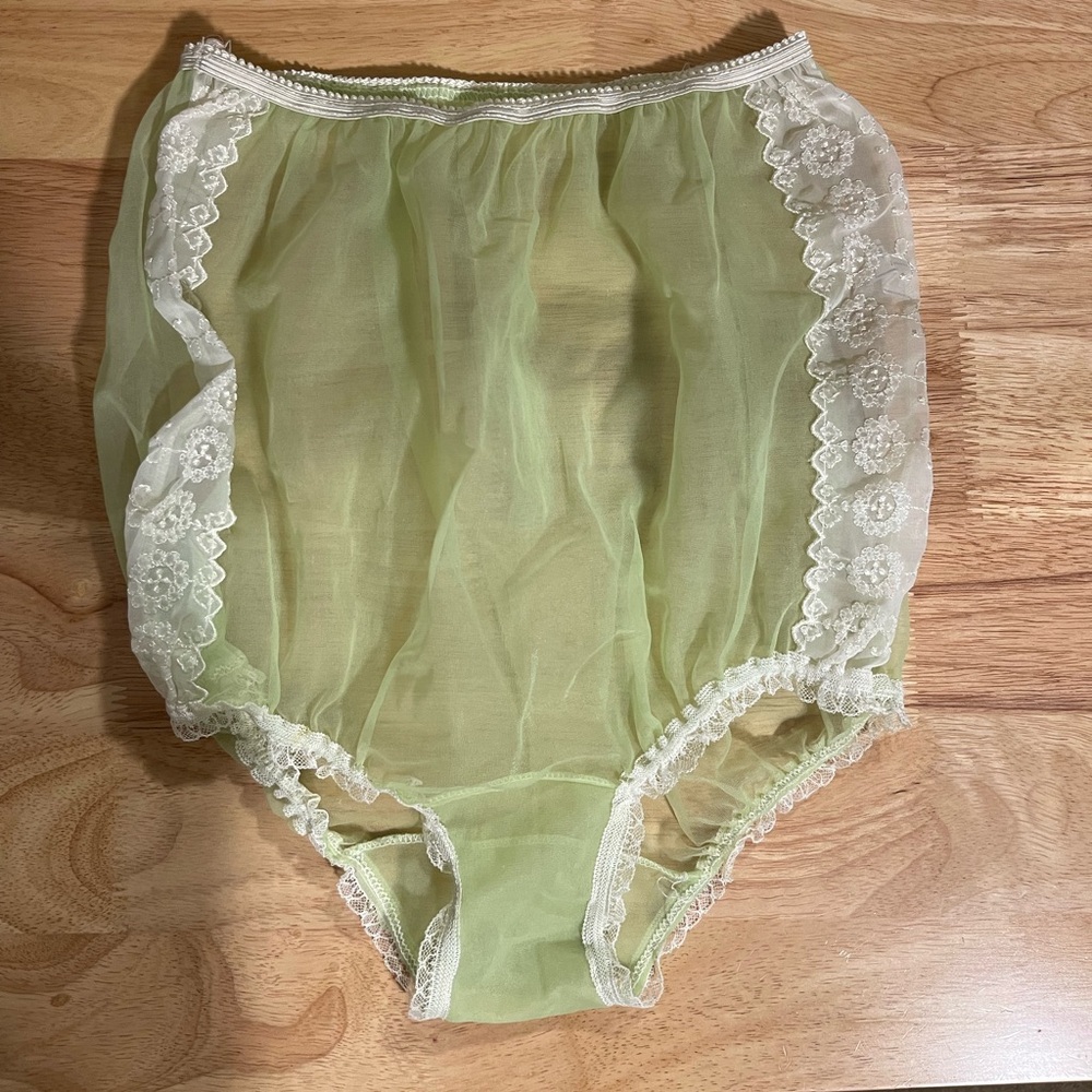 Vintage 1960s new handmade bloomer. Elegant Sheer Lace Panties - Soft Green